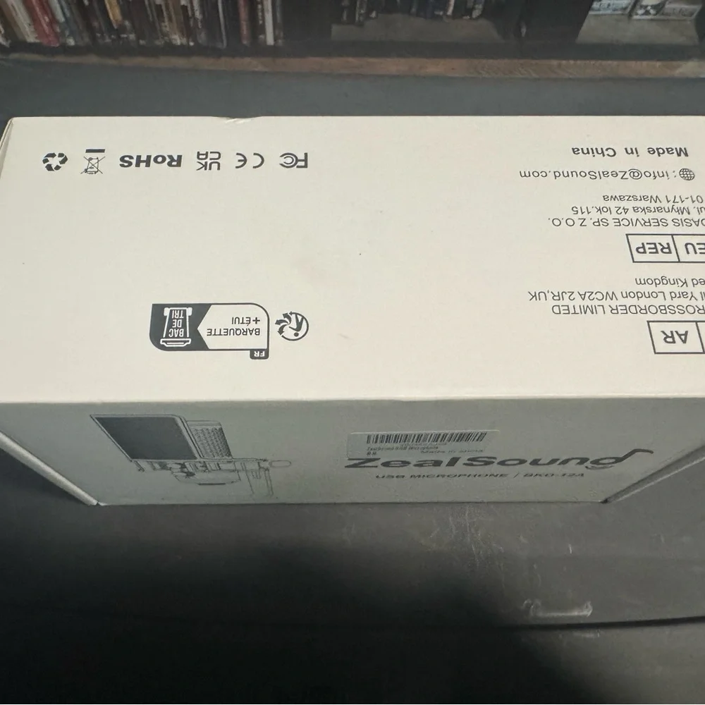 Sleek Black Computer Microphone for Crisp Audio